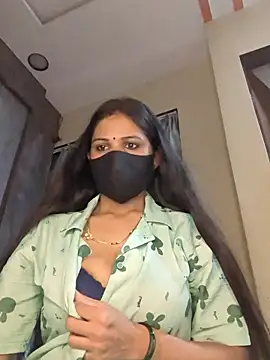 Snapshot of kaira_noty chatting on 07/21/26, 11:56 kaira noty online show from 07/21/26, 11:56