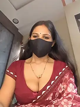 Snapshot of kaira_noty chatting on 07/29/26, 10:57 kaira noty online show from 07/29/26, 10:57
