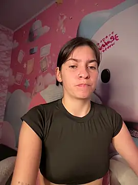 Stefany LS online show from 05/19/26, 01:06