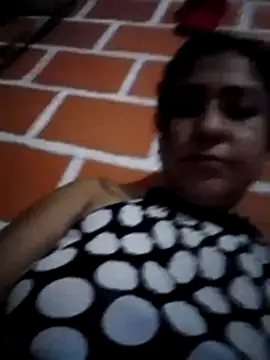 Snapshot of Scarlet_01_ chatting on 07/05/26, 04:41 Scarlet 01 online show from 07/05/26, 04:41