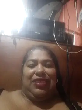Snapshot of Megansquirt69 chatting on 06/19/26, 12:59 Megansquirt69 online show from 06/19/26, 12:59