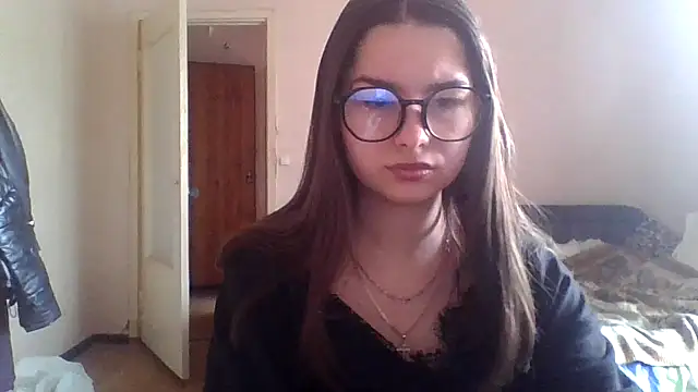 Snapshot of Bellochka201 chatting on 06/04/26, 08:42 Bellochka201 online show from 06/04/26, 08:42