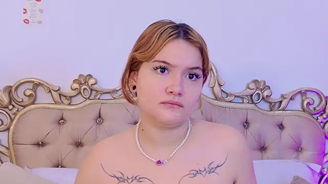 AbrilCardenasX online show from 06/10/26, 11:20