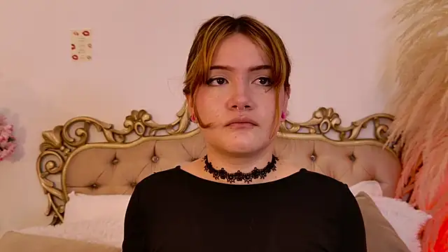 AbrilCardenasX online show from 06/16/26, 11:35