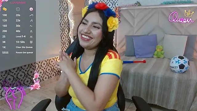 Snapshot of fiory_tay chatting on 06/17/26, 07:37 fiory tay online show from 06/17/26, 07:37