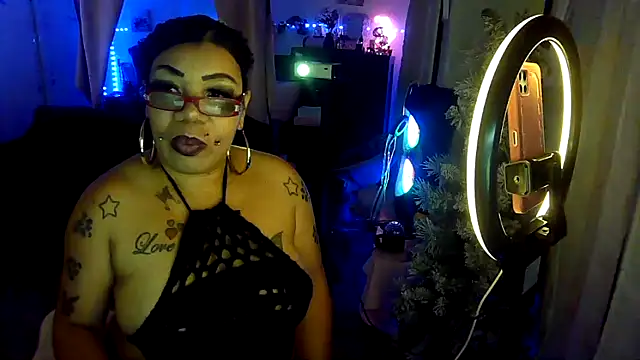 NailGoddessnow online show from 05/03/26, 06:08