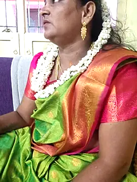 Snapshot of mynatamil143 chatting on 06/03/26, 11:02 mynatamil143 online show from 06/03/26, 11:02