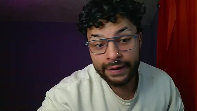 Snapshot of LYNN_N_SAMMAEL chatting on 07/05/26, 04:52 LYNN N SAMMAEL online show from 07/05/26, 04:52