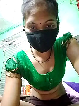 Snapshot of Hashmukhi12 chatting on 05/20/26, 04:35 Hashmukhi12 online show from 05/20/26, 04:35
