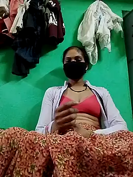 Snapshot of Hashmukhi12 chatting on 05/21/26, 05:58 Hashmukhi12 online show from 05/21/26, 05:58