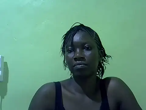Snapshot of Sweet-Lynn chatting on 07/05/26, 03:41 Sweet-Lynn online show from 07/05/26, 03:41