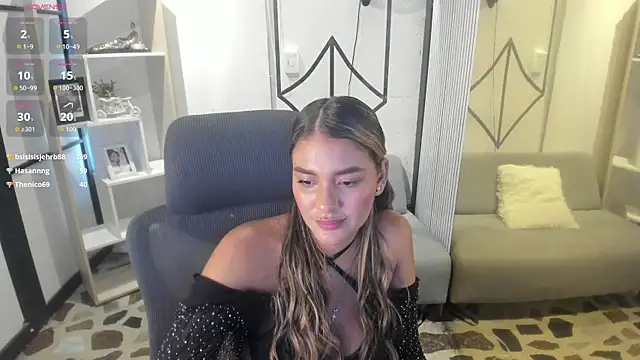 SophieWatson  online show from 06/26/26, 04:44