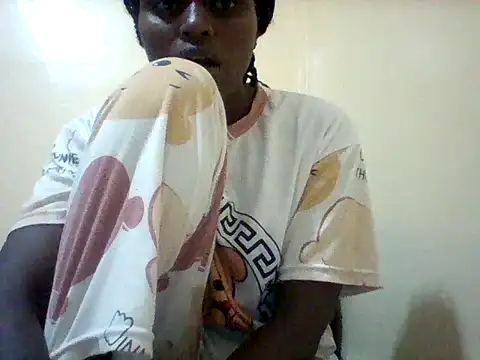 Snapshot of liligal chatting on 05/24/26, 07:30 liligal online show from 05/24/26, 07:30