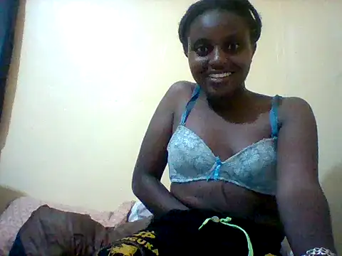 Snapshot of liligal chatting on 05/26/26, 06:59 liligal online show from 05/26/26, 06:59