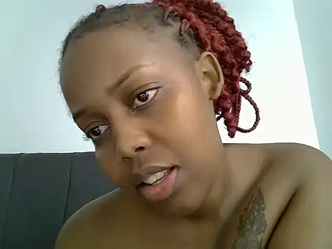 Snapshot of Bianca0011 chatting on 06/17/26, 05:21 Bianca0011 online show from 06/17/26, 05:21