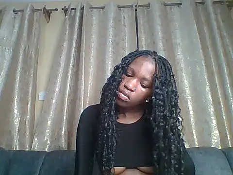 Snapshot of Sexy_dotta chatting on 06/11/26, 01:42 Sexy dotta online show from 06/11/26, 01:42