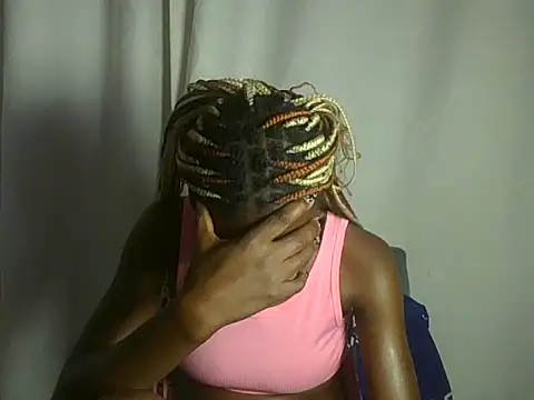 Snapshot of SleekCandy_petites chatting on 06/28/26, 11:49 SleekCandy petites online show from 06/28/26, 11:49