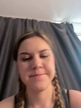 la lisa  online show from 06/18/26, 07:08