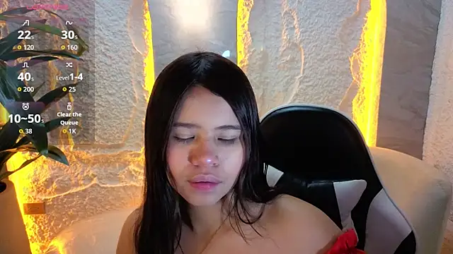 Snapshot of roxan1_tp chatting on 06/19/26, 12:31 roxan1 tp online show from 06/19/26, 12:31