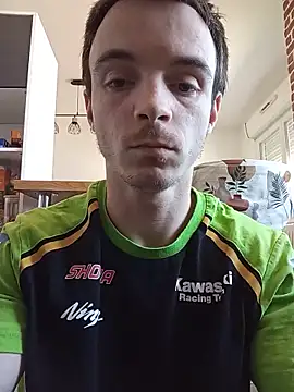 Snapshot of thomsnapchaud chatting on 06/29/26, 10:26 thomsnapchaud online show from 06/29/26, 10:26