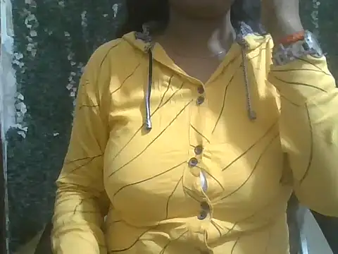 shallykaur online show from 06/02/26, 03:41