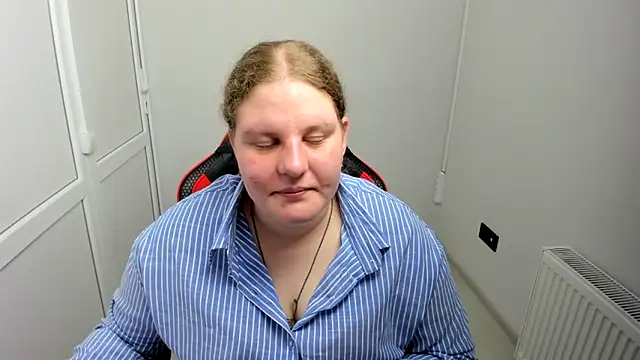 Bella shyy  online show from 05/18/26, 08:20