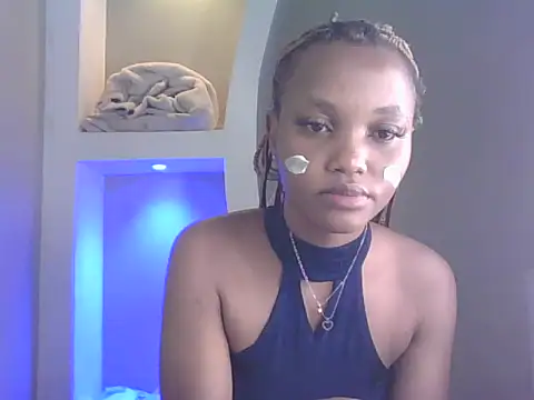 PrettyT5 online show from 07/05/26, 06:09