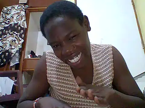 Snapshot of Blacksexyqueen24 chatting on 06/13/26, 07:34 Blacksexyqueen24 online show from 06/13/26, 07:34