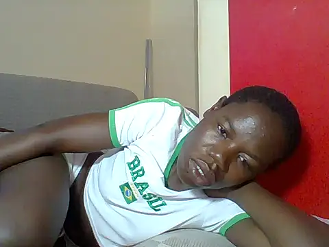 Snapshot of Blacksexyqueen24 chatting on 06/28/26, 05:24 Blacksexyqueen24 online show from 06/28/26, 05:24