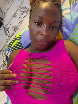Snapshot of SassyPaulette chatting on 06/22/26, 11:18 SassyPaulette online show from 06/22/26, 11:18