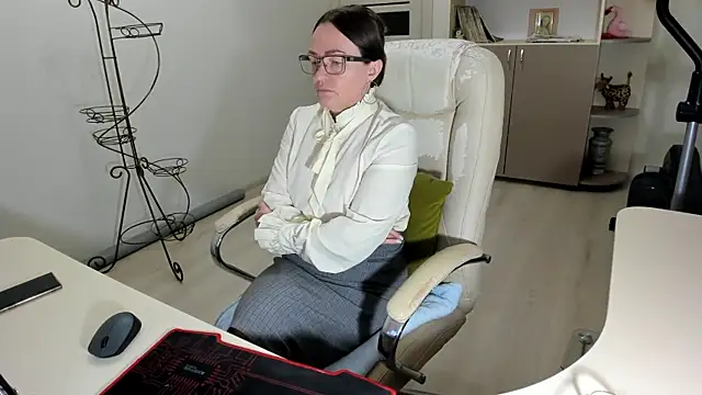 Vika73 online show from 11/15/25, 04:32