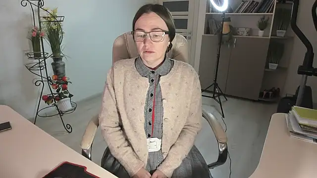 Vika73 online show from 02/04/26, 06:08