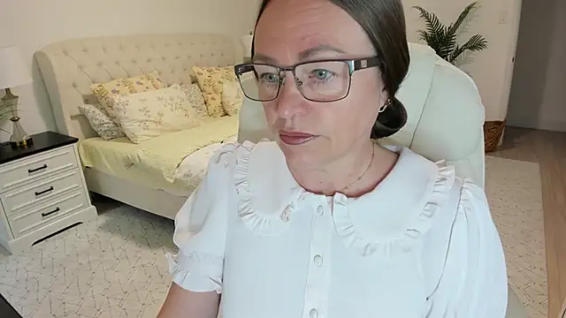 Vika73 online show from 05/02/26, 11:04