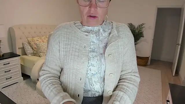 Vika73 online show from 05/30/26, 11:29