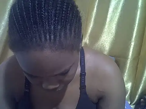 Snapshot of lovelymeli2 chatting on 06/24/26, 11:20 lovelymeli2 online show from 06/24/26, 11:20