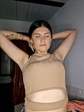 Snapshot of Yeras_ chatting on 07/07/26, 02:36 Yeras online show from 07/07/26, 02:36