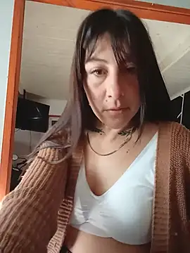guapitaaa love online show from 06/21/26, 02:08