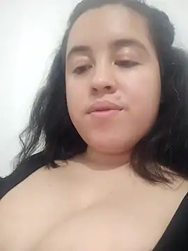 Snapshot of nia_taylorX chatting on 06/15/26, 04:47 nia taylorX online show from 06/15/26, 04:47