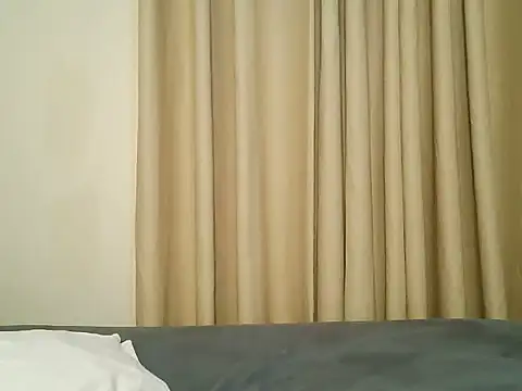 Snapshot of Chocolate_vee chatting on 07/12/26, 11:40 Chocolate vee online show from 07/12/26, 11:40