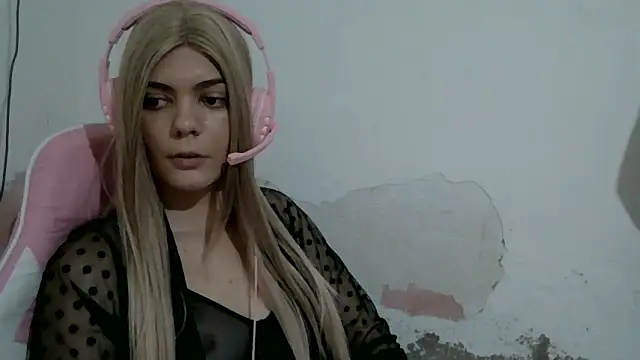 Angel Ristoww online show from 06/05/26, 01:01
