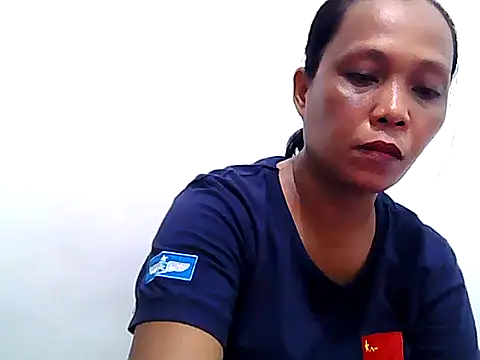 Snapshot of morenapilipina chatting on 05/17/26, 01:47 morenapilipina online show from 05/17/26, 01:47