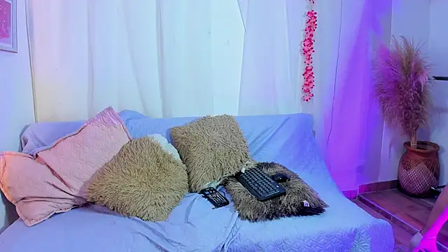 Your Liliana69 online show from 05/20/26, 03:34