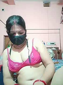 Snapshot of ZOYA-STRIP chatting on 07/17/26, 05:07 ZOYA-STRIP online show from 07/17/26, 05:07