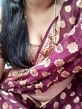 Snapshot of Tamil_Hot_Kulfi chatting on 06/04/26, 04:57 Tamil Hot Kulfi online show from 06/04/26, 04:57