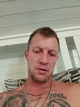 Snapshot of swissguy007 chatting on 08/02/26, 12:47 swissguy007 online show from 08/02/26, 12:47