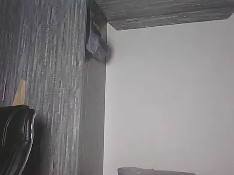 Snapshot of Tempting_Ebony chatting on 06/16/26, 02:25 Tempting Ebony online show from 06/16/26, 02:25