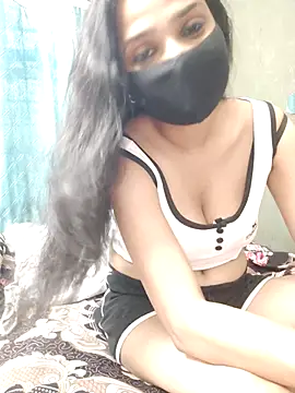 Snapshot of Amrita_Thakur01 chatting on 06/21/26, 09:01 Amrita Thakur01 online show from 06/21/26, 09:01