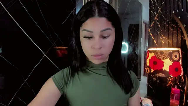 Snapshot of Nayara_K chatting on 07/04/26, 11:38 Nayara K online show from 07/04/26, 11:38