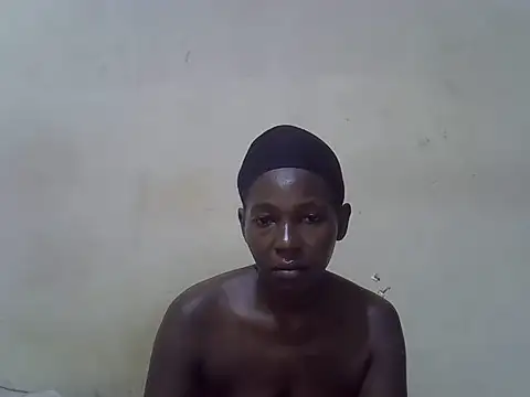 Snapshot of pretty_sunshine chatting on 06/20/26, 08:39 pretty sunshine online show from 06/20/26, 08:39