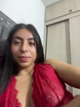 Snapshot of Velunett chatting on 05/31/26, 06:21 Velunett online show from 05/31/26, 06:21